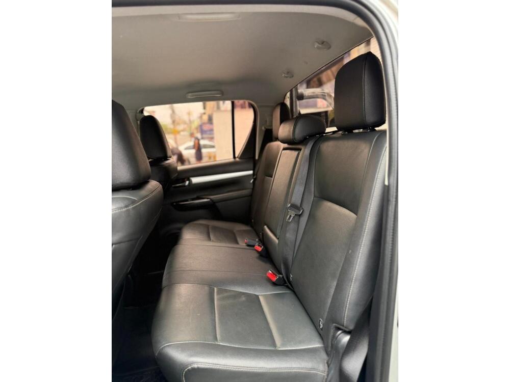 Toyota Hilux CD