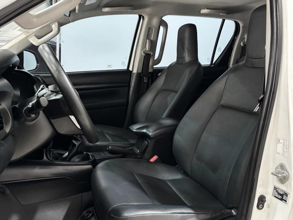Toyota Hilux CD