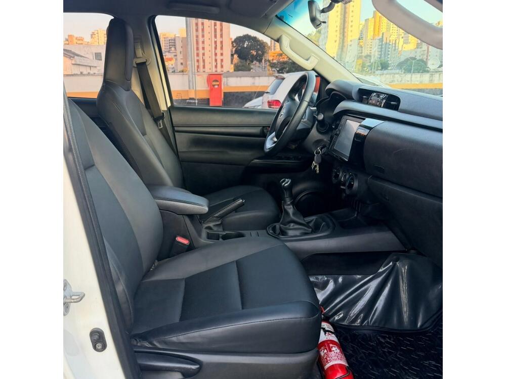 Toyota Hilux CD