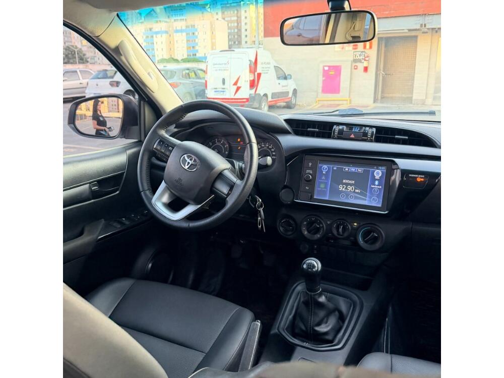 Toyota Hilux CD