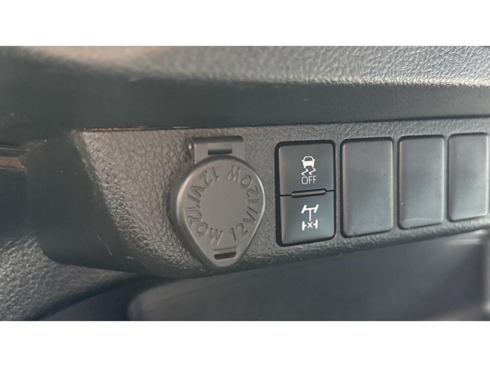 Toyota Hilux CD