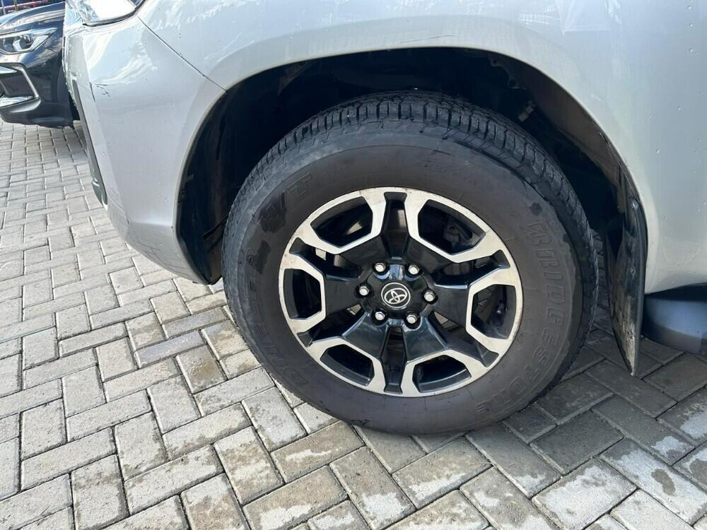 Toyota Hilux CD