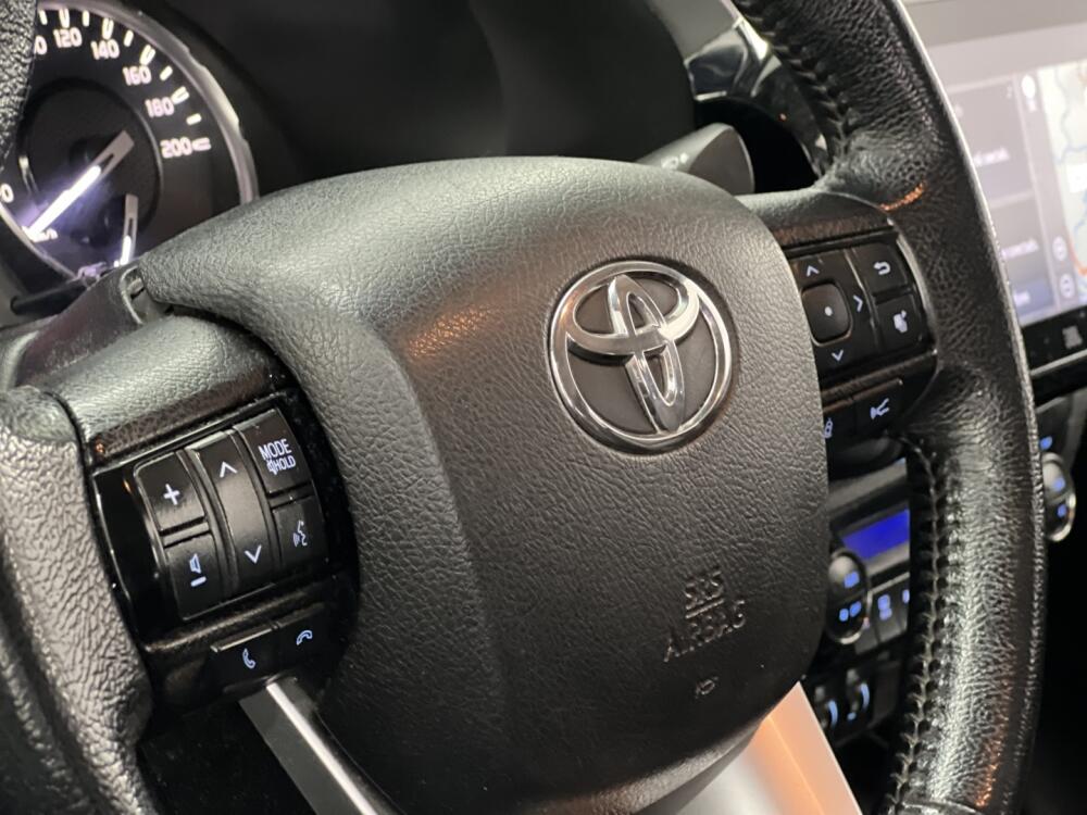 Toyota Hilux CD