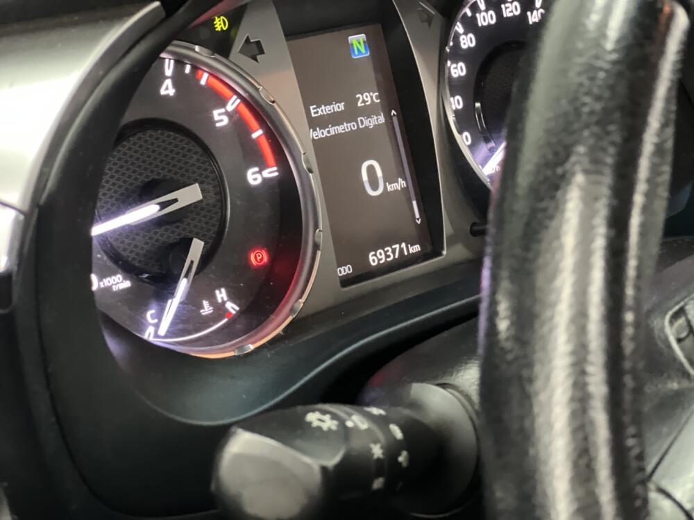 Toyota Hilux CD