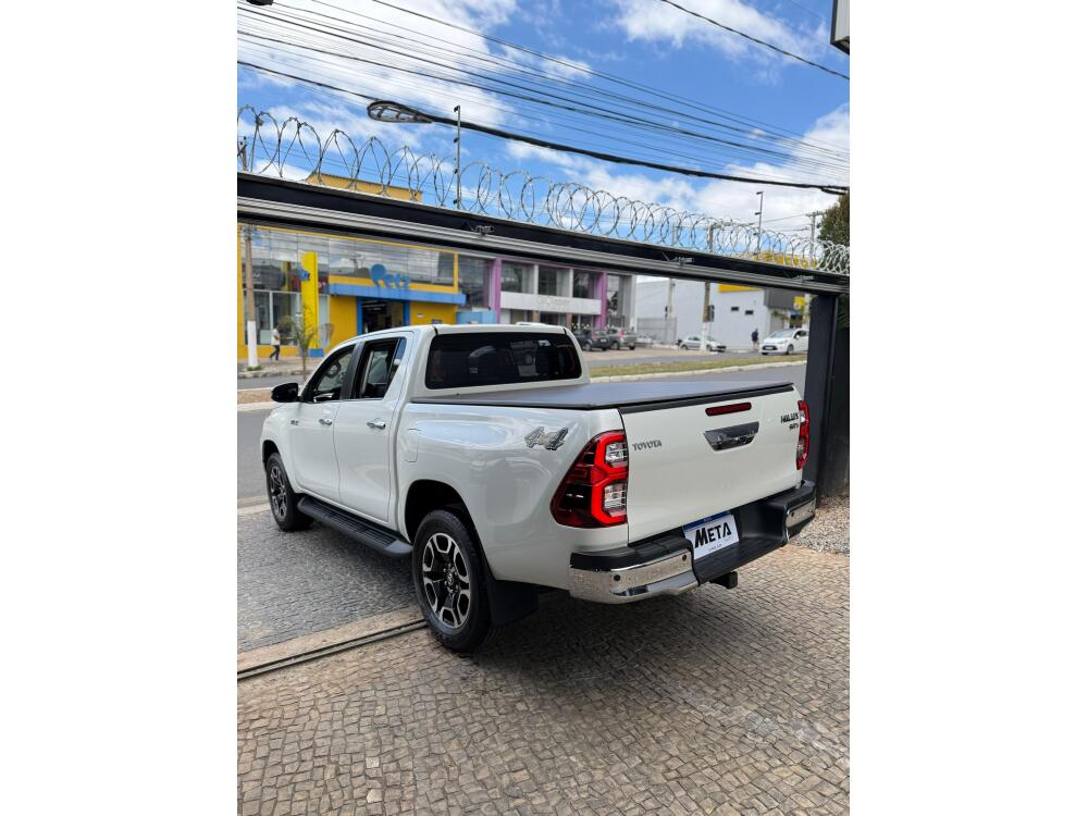 Toyota Hilux CD