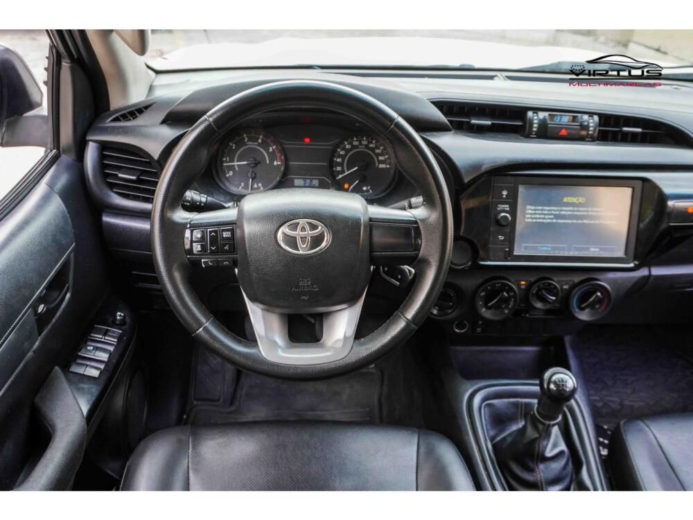 Toyota Hilux CD