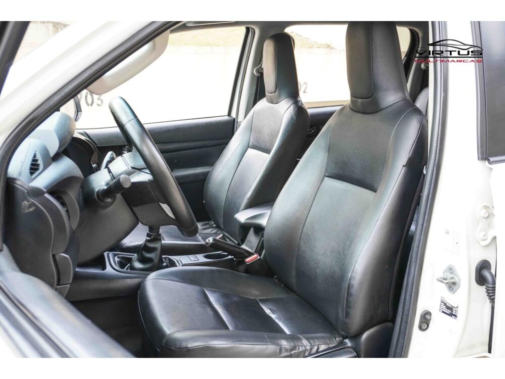Toyota Hilux CD