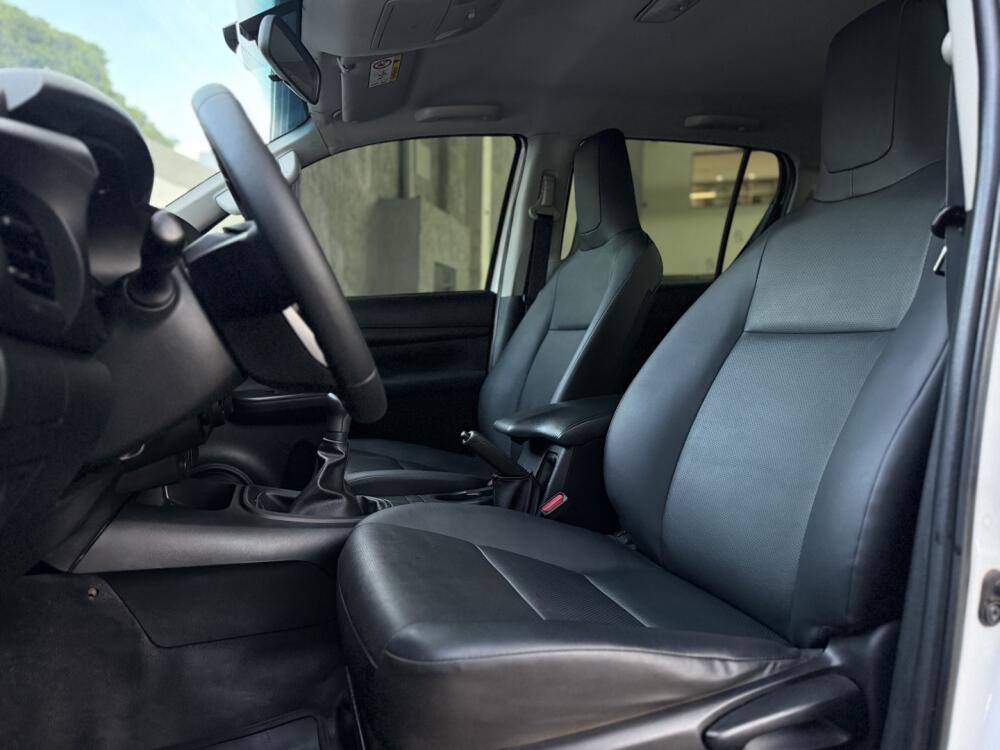 Toyota Hilux CD