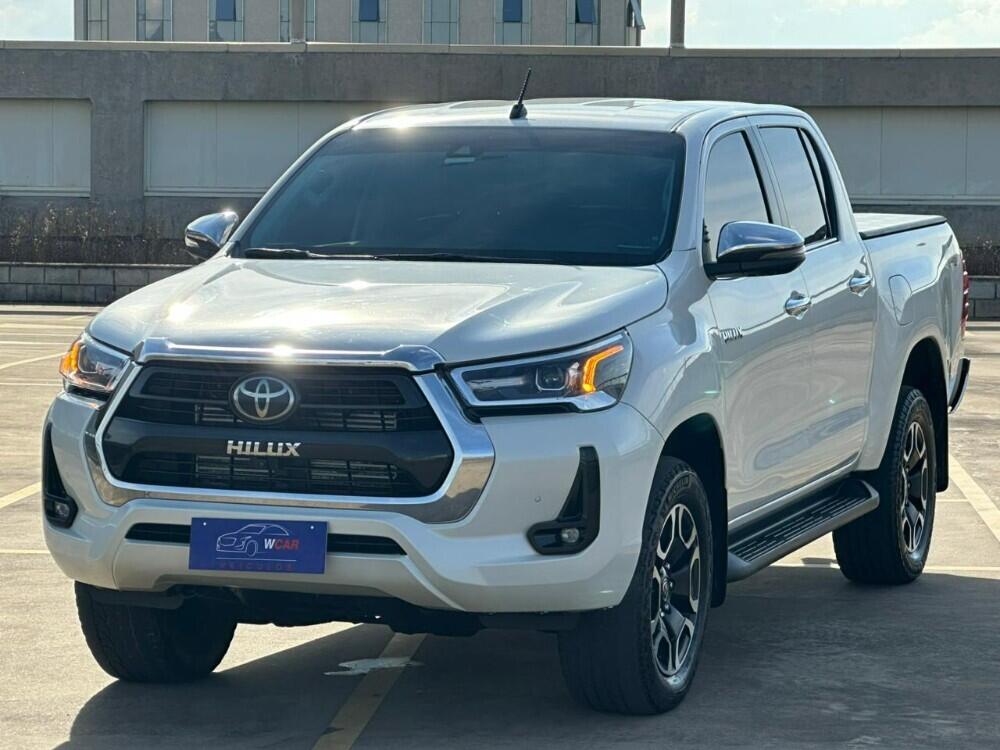 Toyota Hilux CD