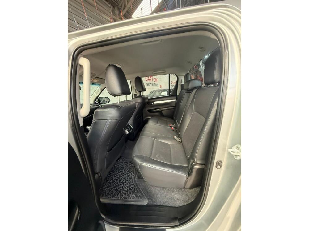 Toyota Hilux CD