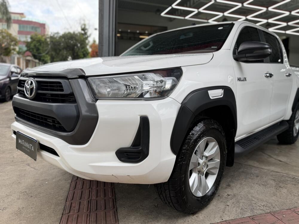 Toyota Hilux CD