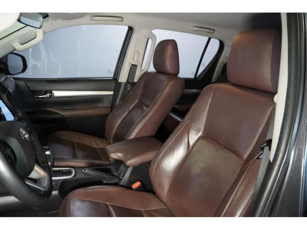 Toyota Hilux CD