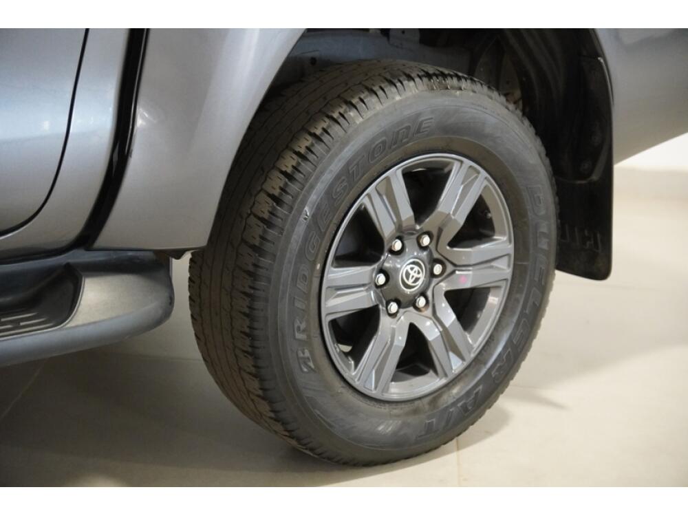 Toyota Hilux CD