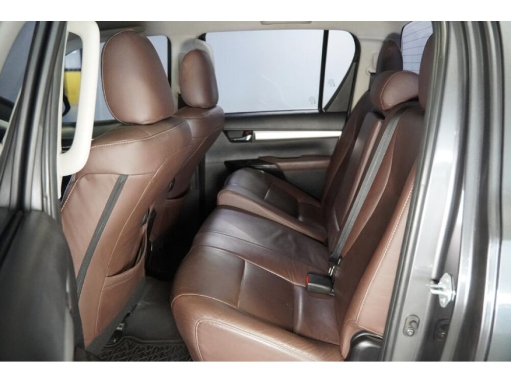 Toyota Hilux CD