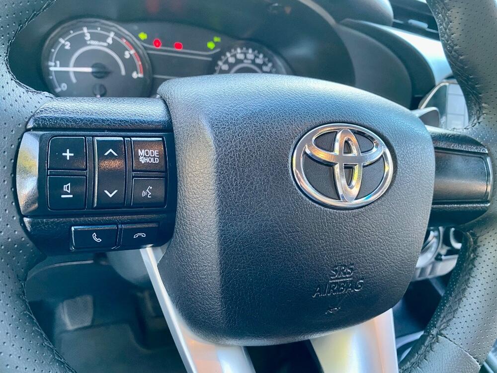Toyota Hilux CD