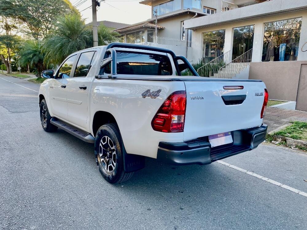 Toyota Hilux CD
