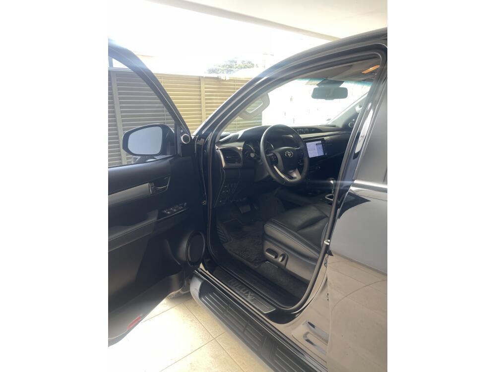 Toyota Hilux CD