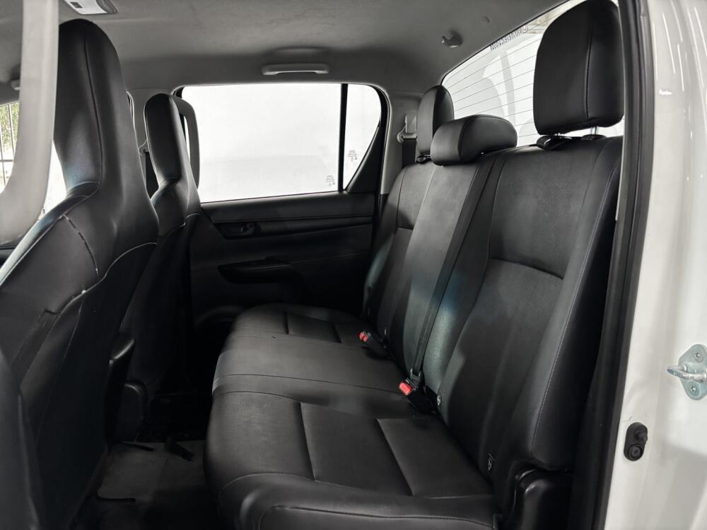 Toyota Hilux CD