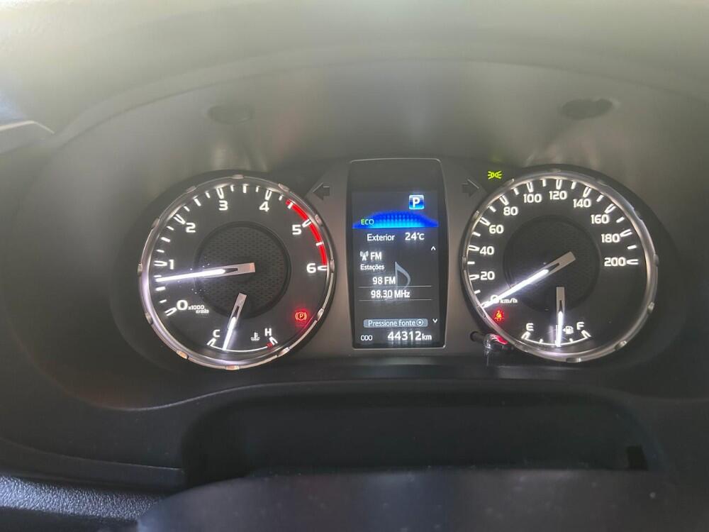 Toyota Hilux CD