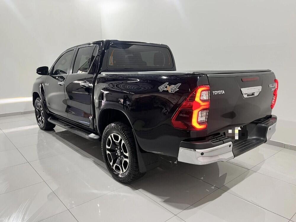 Toyota Hilux CD