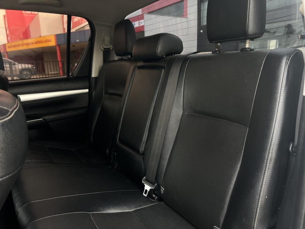 Toyota Hilux CD