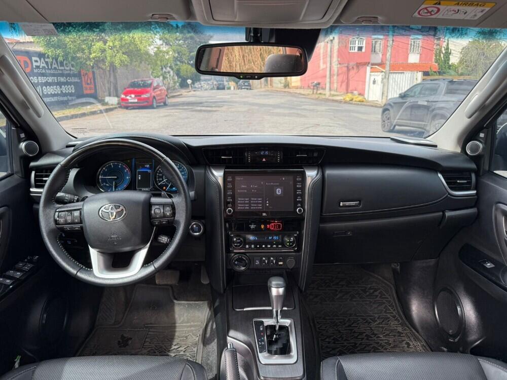 Toyota Hilux CD