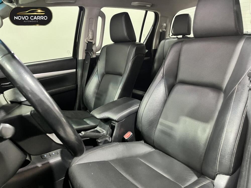 Toyota Hilux CD