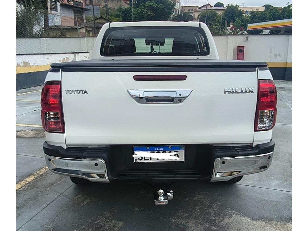 Toyota Hilux CD