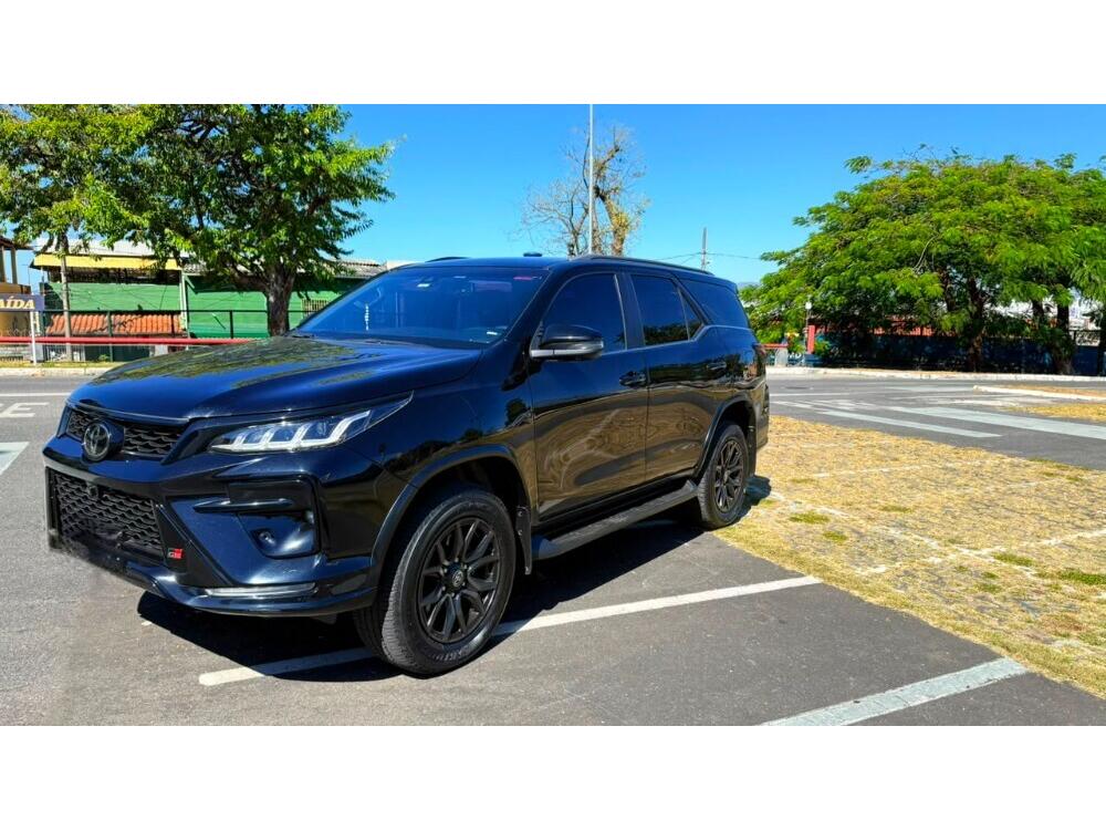 Toyota Hilux SW4