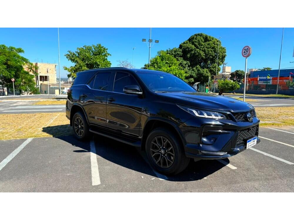 Toyota Hilux SW4