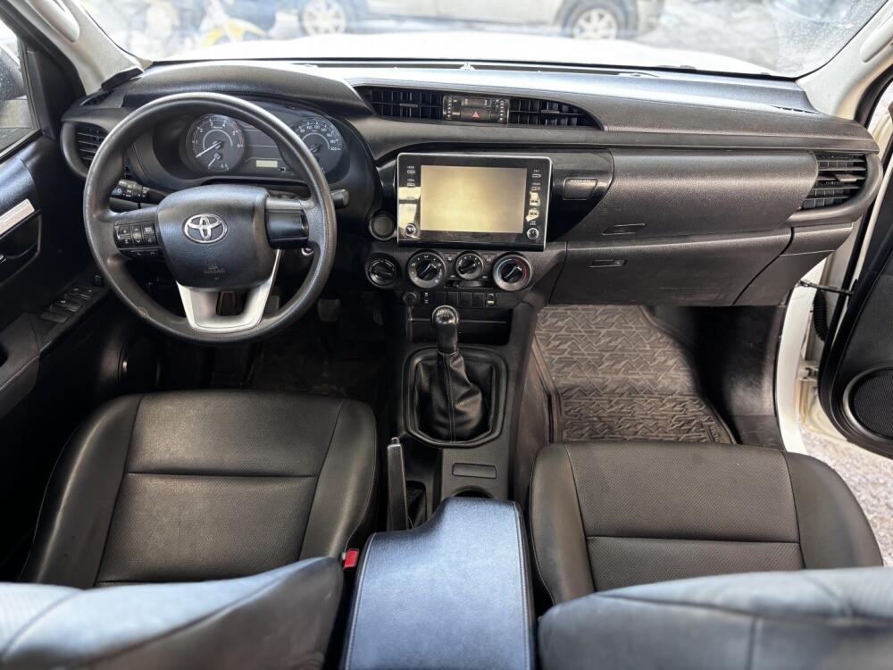 Toyota Hilux CD