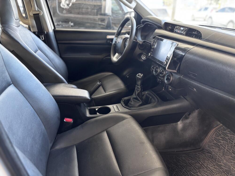 Toyota Hilux CD