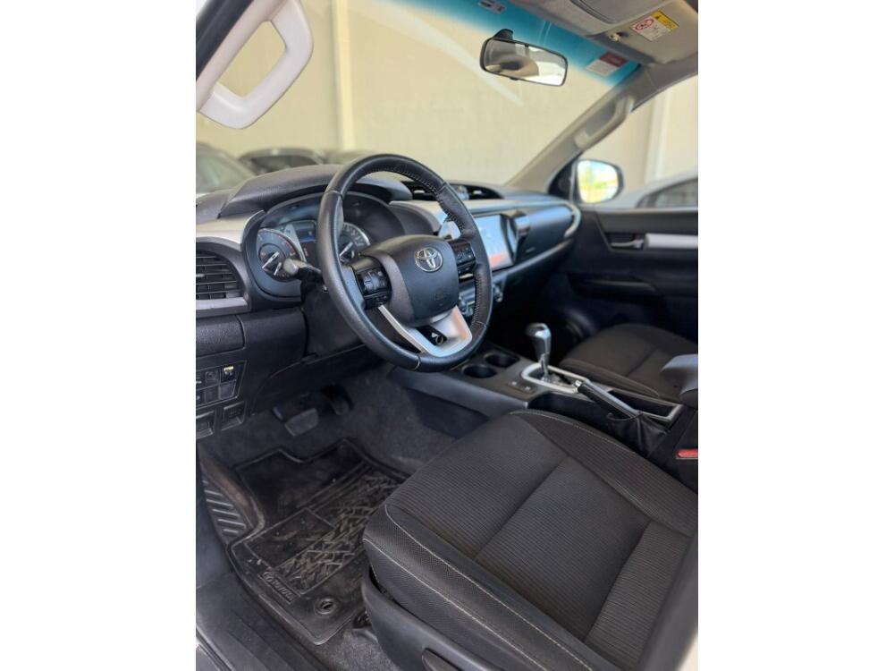 Toyota Hilux CD
