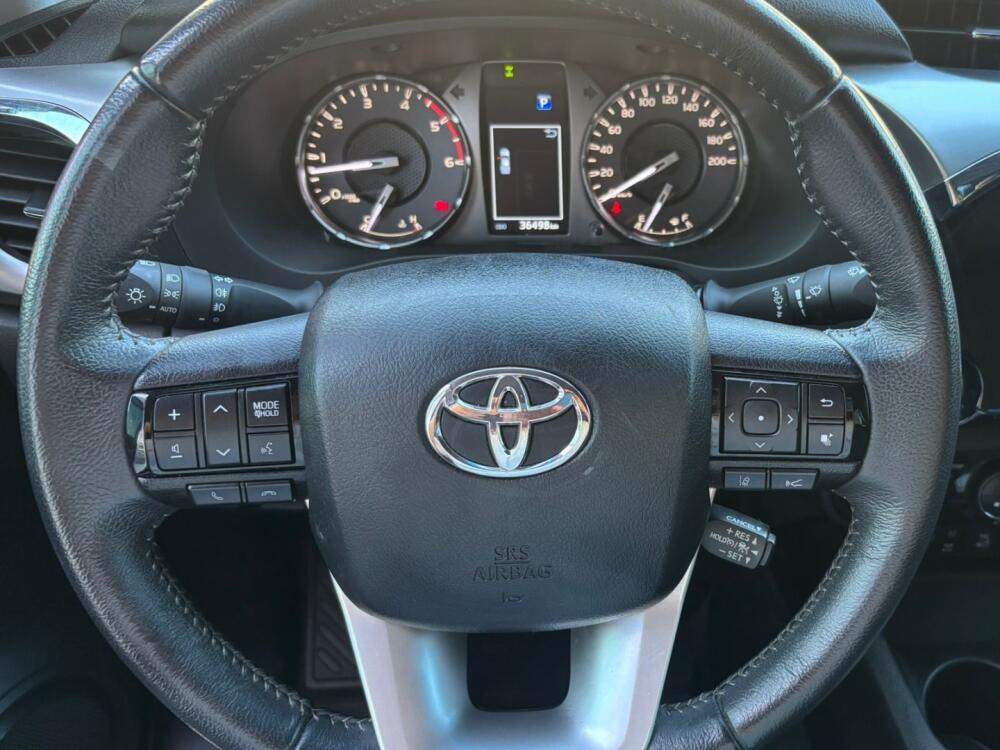 Toyota Hilux CD