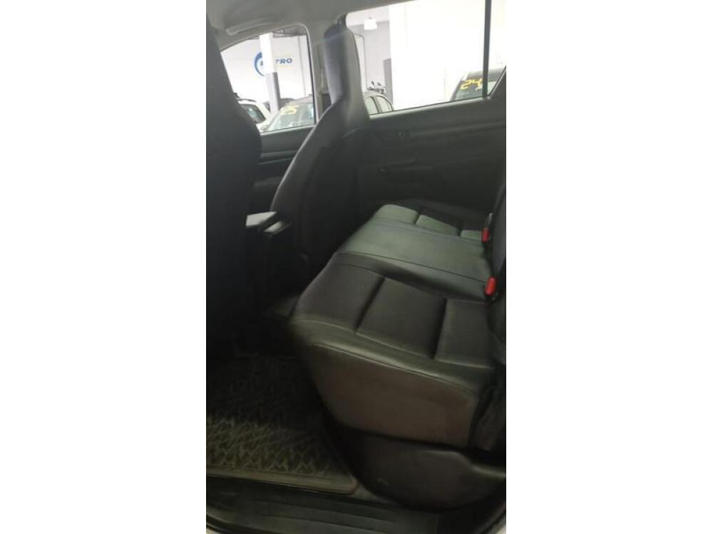 Toyota Hilux CD