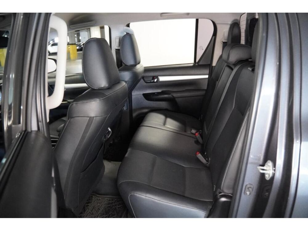 Toyota Hilux CD