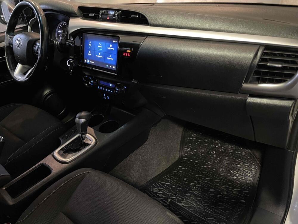 Toyota Hilux CD