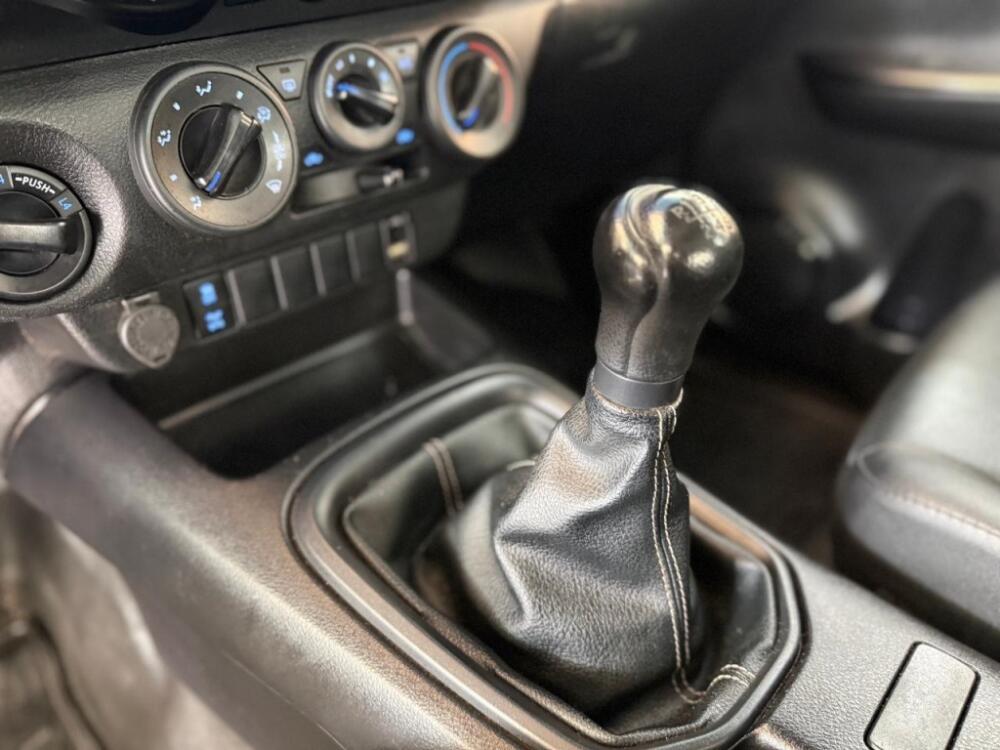 Toyota Hilux CD