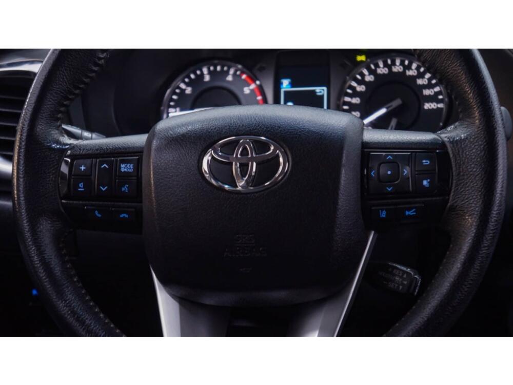 Toyota Hilux CD