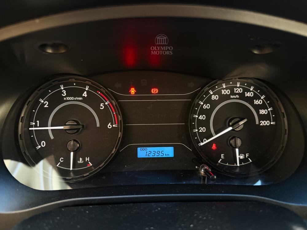 Toyota Hilux CD