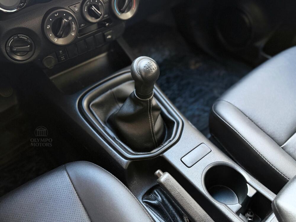 Toyota Hilux CD