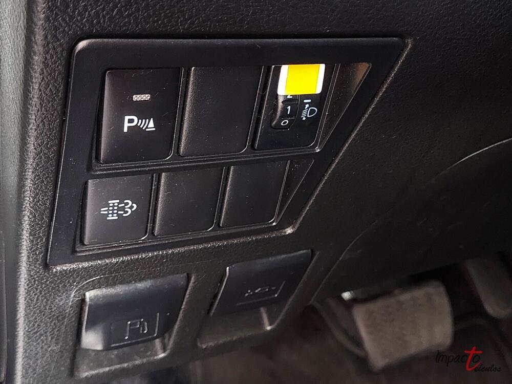 Toyota Hilux CD