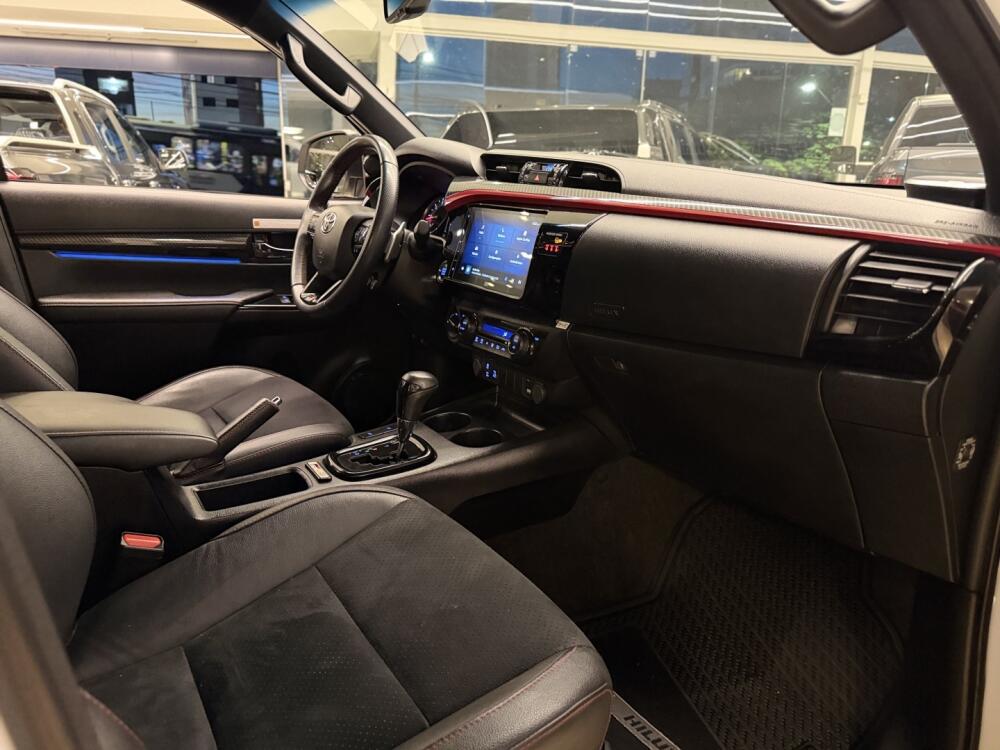Toyota Hilux CD