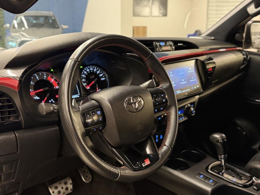 Toyota Hilux CD