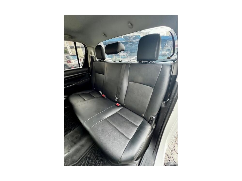 Toyota Hilux CD