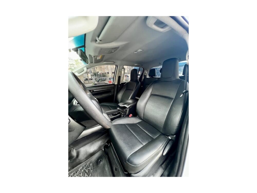 Toyota Hilux CD