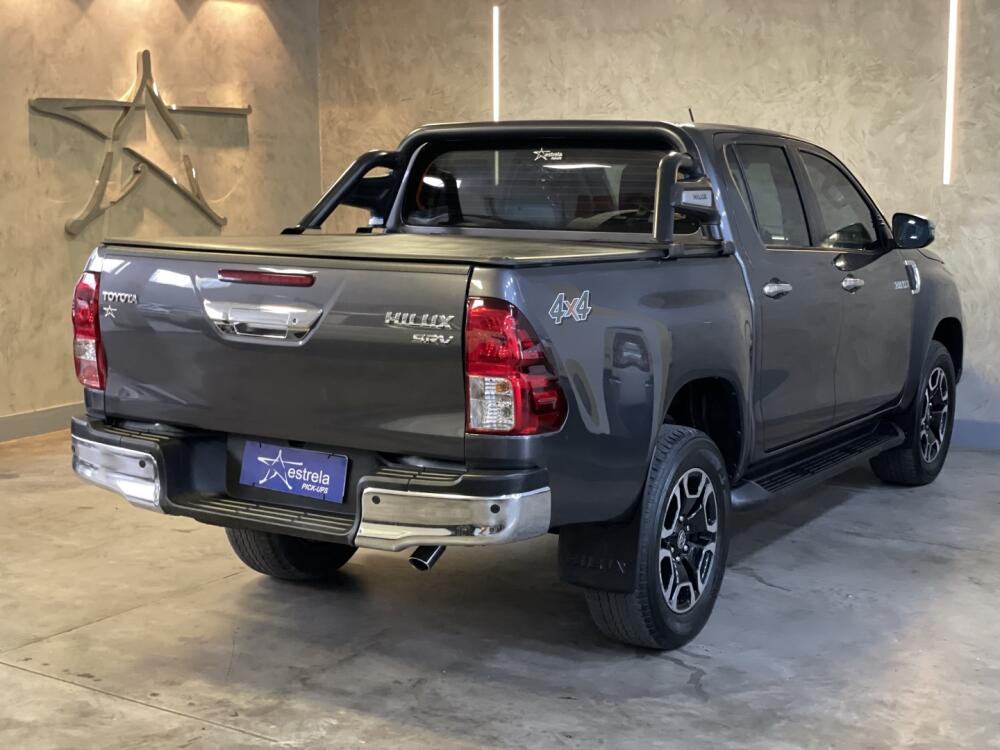 Toyota Hilux CD