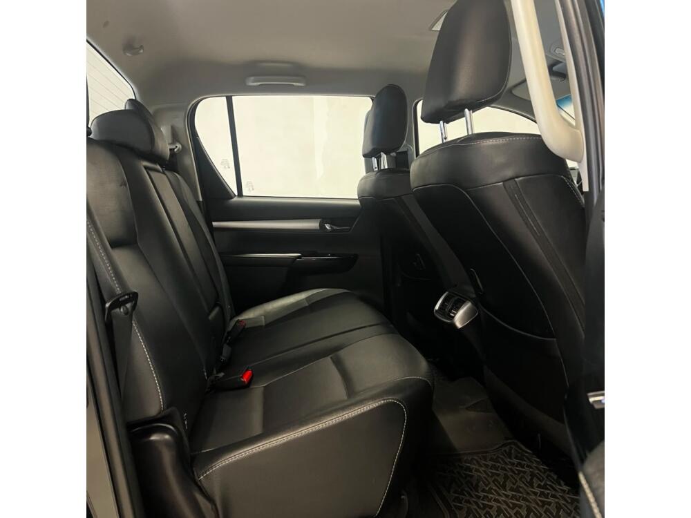 Toyota Hilux CD