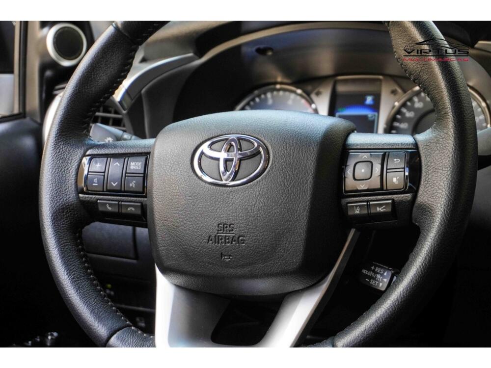 Toyota Hilux CD