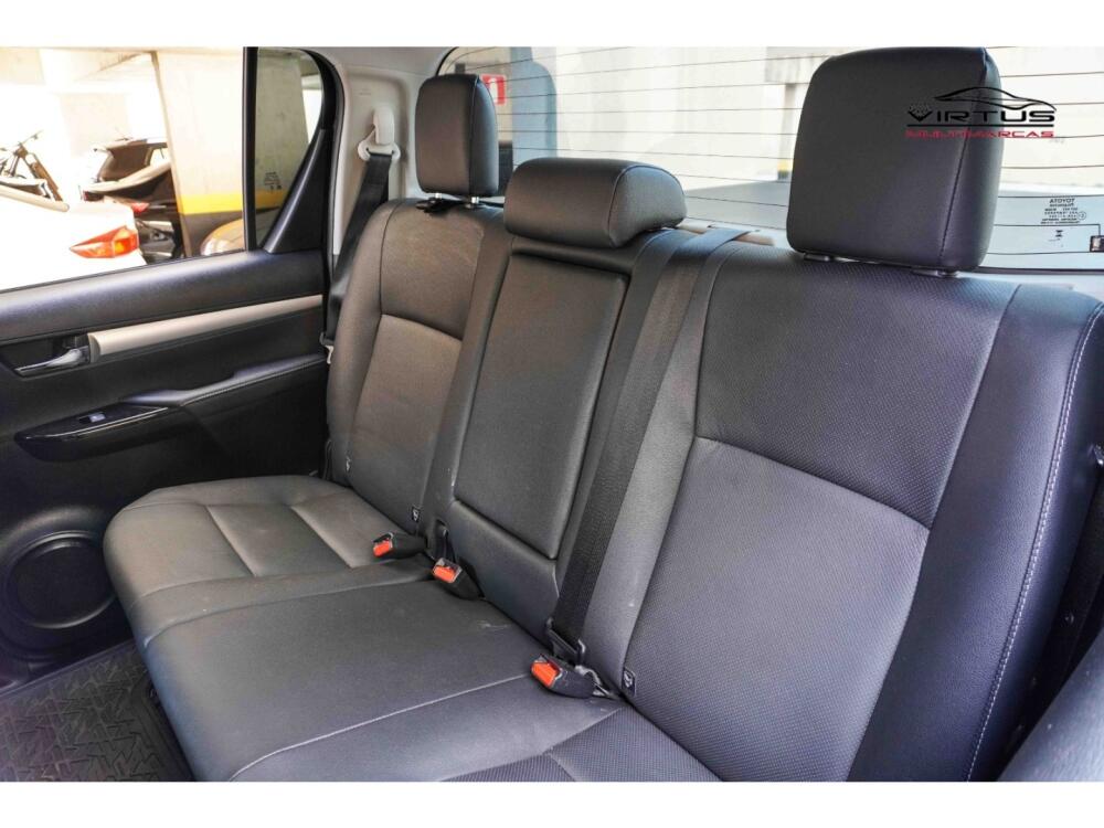 Toyota Hilux CD